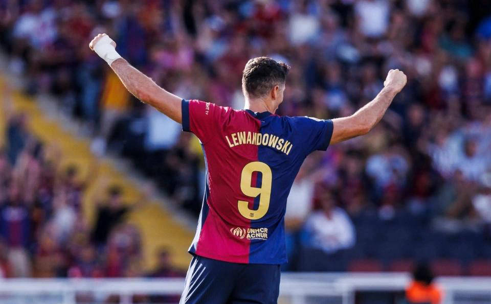 莱万多夫斯基或直接退役,巴萨寻找新中锋替代