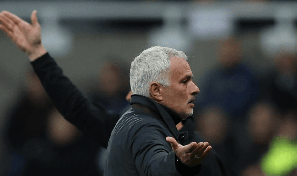 崩盘惨败!穆里尼奥耻辱一战,欧冠3连败