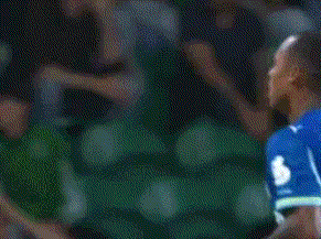 法甲领头羊1-2遭葡超第2逆转,派尚飙世界波难救主,86分钟遭绝杀