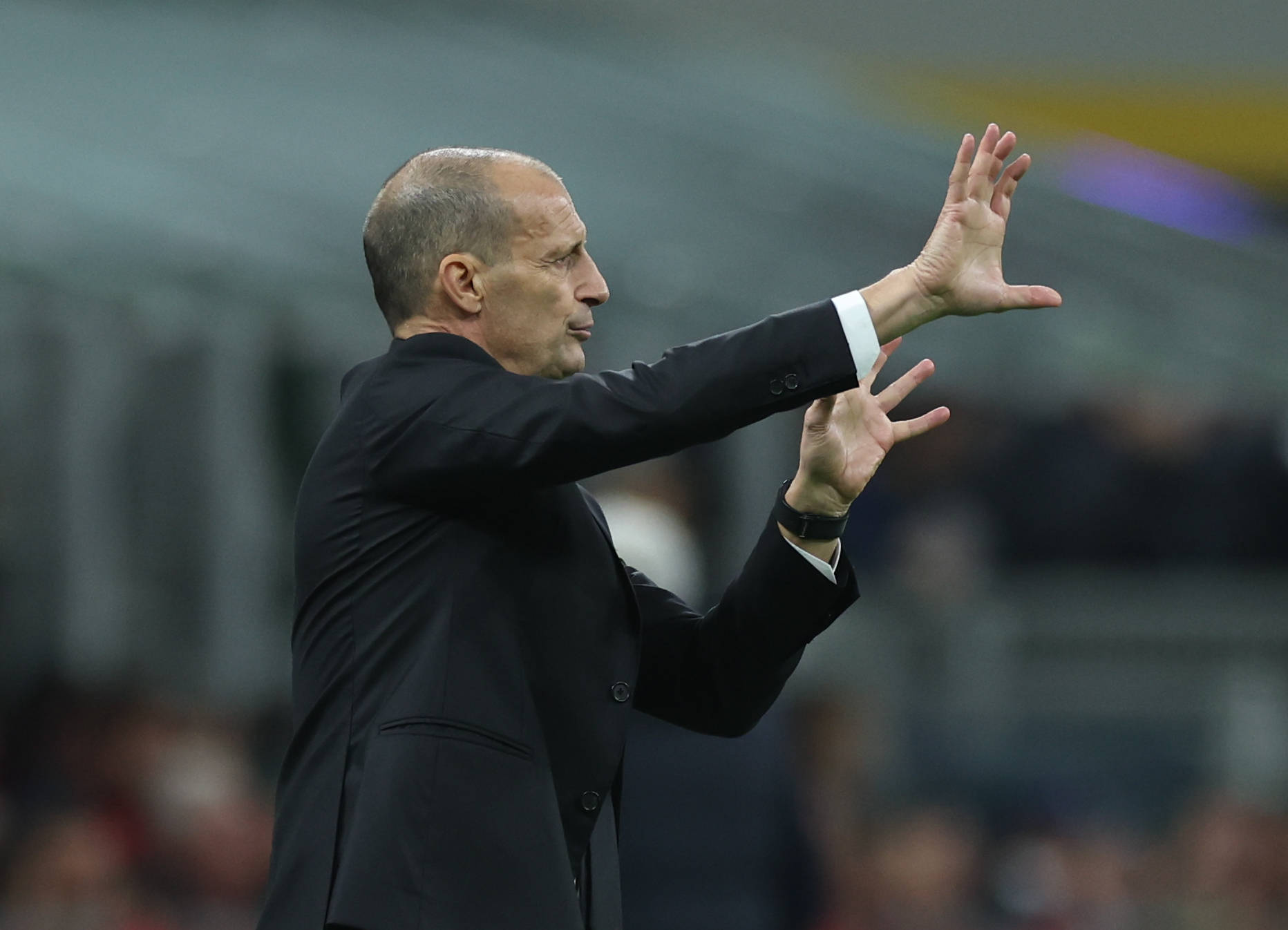 (体育)足球——意甲:AC米兰胜罗马