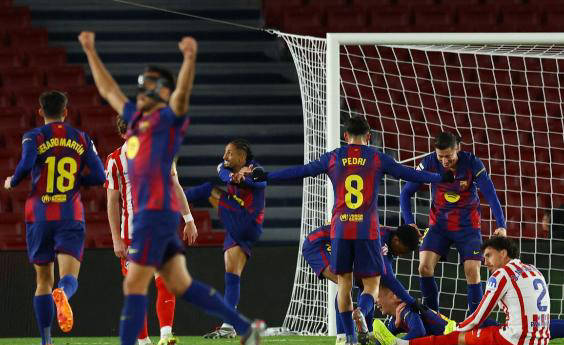 巴萨逆转马竞,豪取西甲五连胜稳居榜首