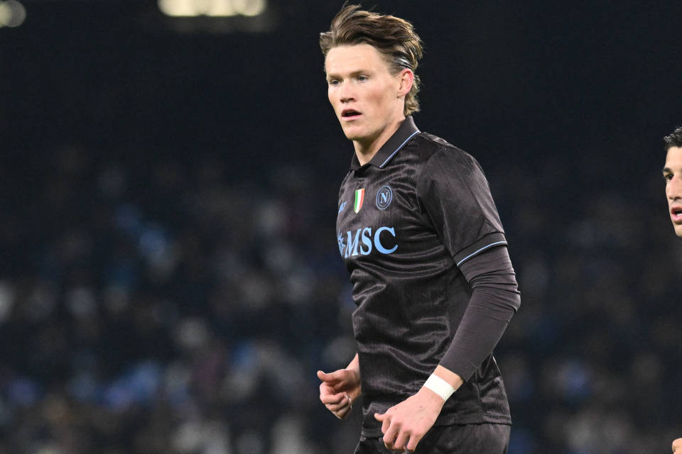 可惜！曼联白菜价卖出自家青训才俊，在意甲打出MVP级表现