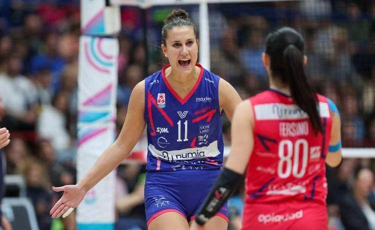 米兰遭逆转主帅固执拒换人若李盈莹加盟剧本或将改写